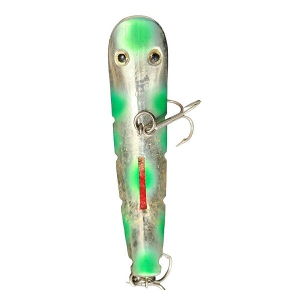 Foxee Fish Super Wobbler in green & silver 4.5 in. long - Picture 3 of 6